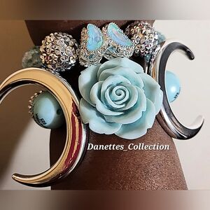 Silver and Blue Floral Bracelet Set